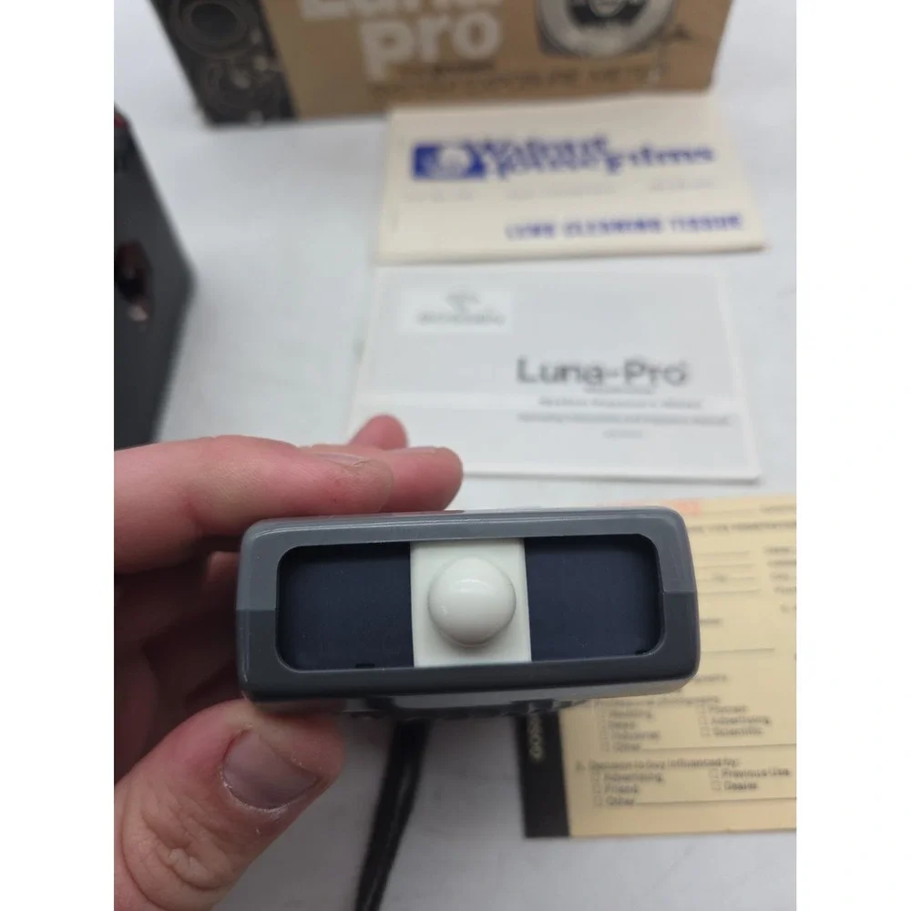 Gossen Luna-Pro Light Meter with Leather Case Box Manual Plus New Batteries